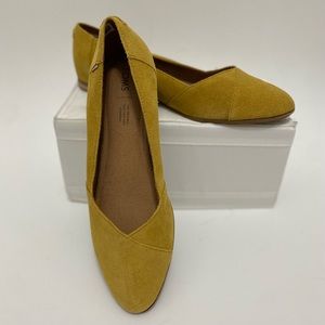 TOMS Flats size 11